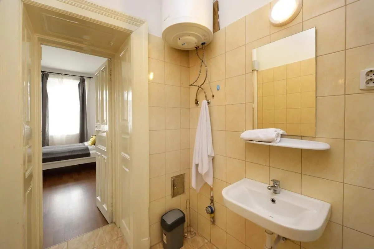 Central Large Cosy Apartment Budapeşte Macaristan