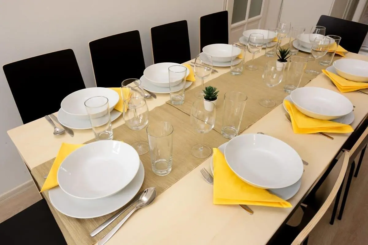 Central Large Cosy Apartment 布达佩斯